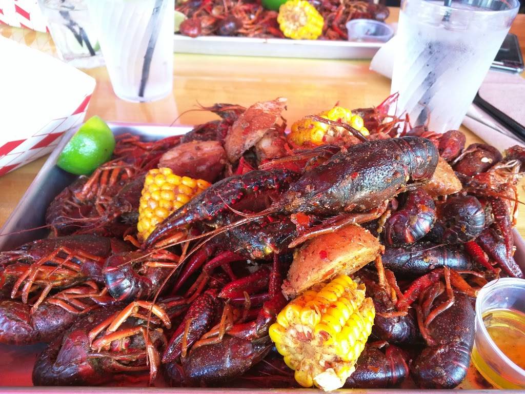 Lavaca St Bar | restaurant | 3121 S Lamar Blvd, Austin, TX 78704, USA | 5122913407 OR +1 512-291-3407