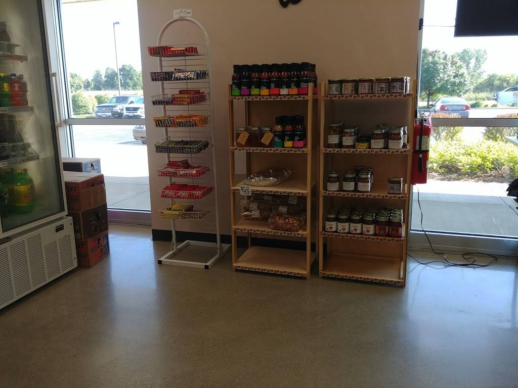 Eaton’s Fresh Pizza | meal takeaway | 830 E Paradise Dr, West Bend, WI 53095, USA | 2624292292 OR +1 262-429-2292