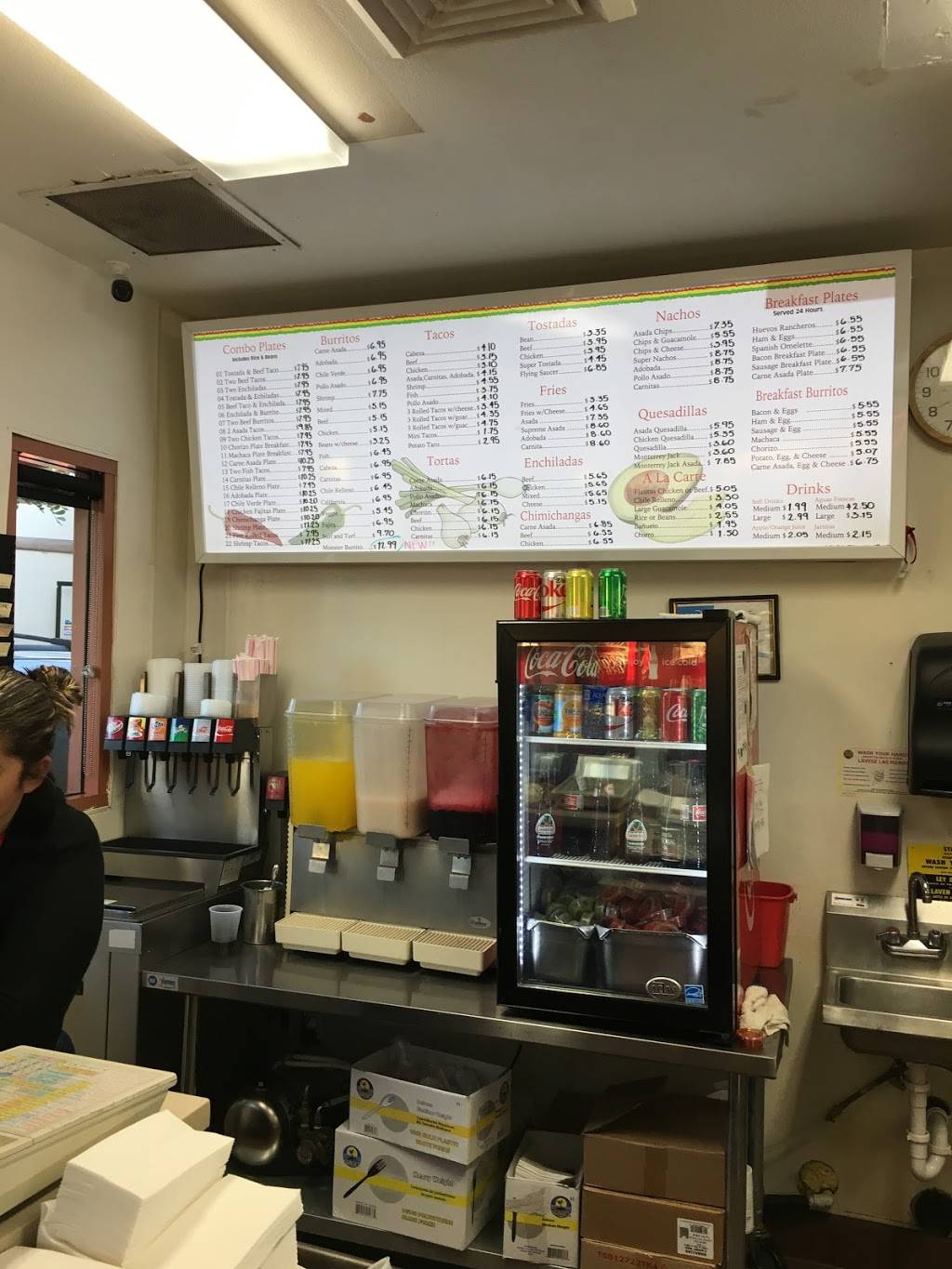 Alvaros Mexican Food | restaurant | 12608 Sabre Springs Pkwy, San Diego, CA 92128, USA | 8584863637 OR +1 858-486-3637