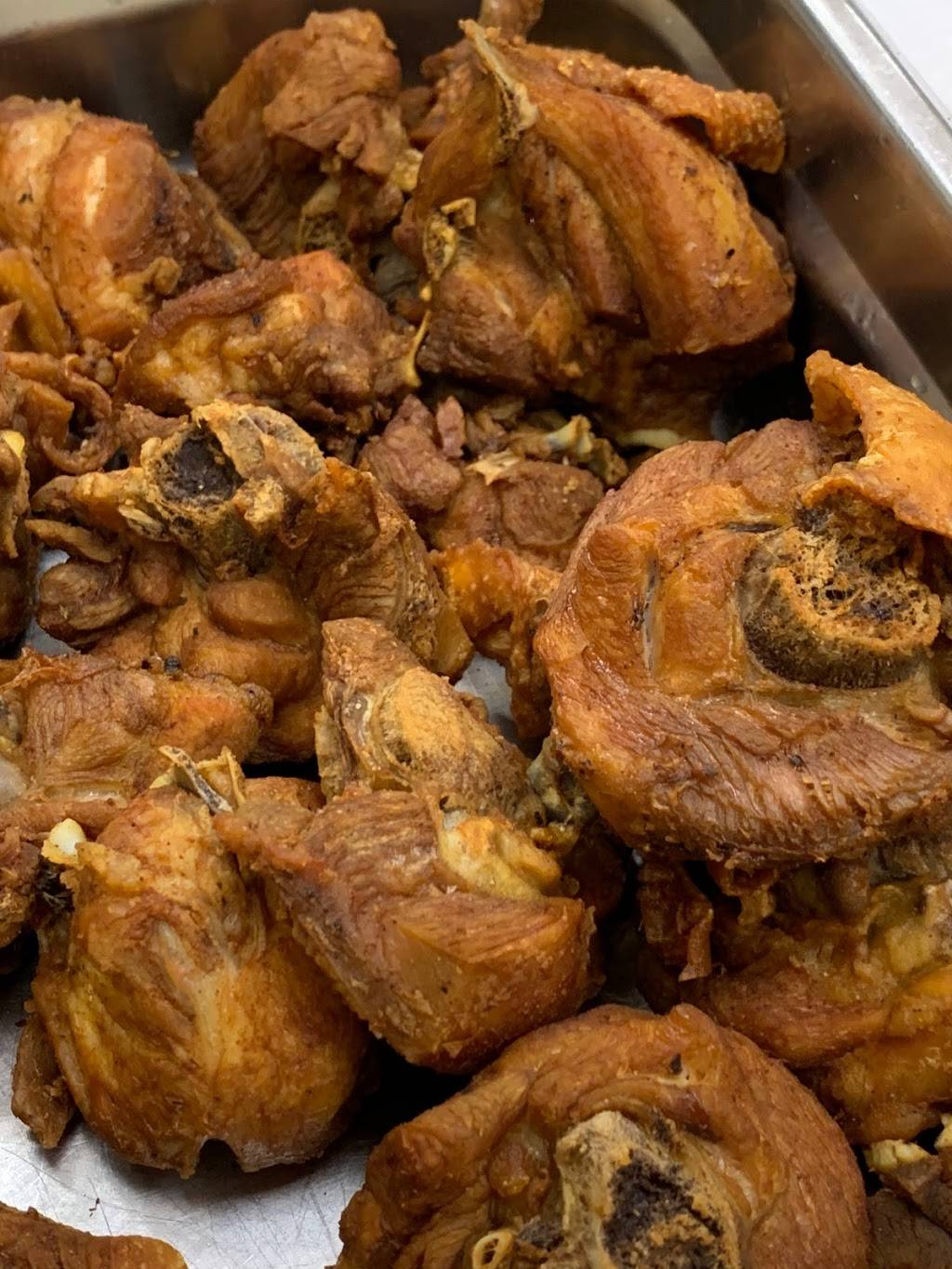 La Parada Dominican Kitchen | restaurant | 3094 Washington St, Boston, MA 02119, USA | 6179427599 OR +1 617-942-7599