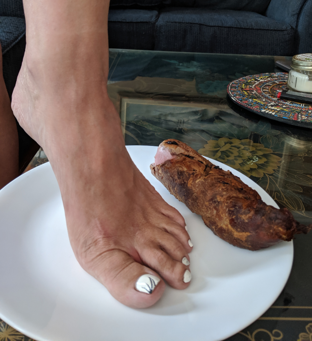 Jones BBQ and Foot Massage | restaurant | 5421 Lakeshore Dr, Harwood, ON K0K 2H0, Canada | 8888619003 OR +1 888-861-9003