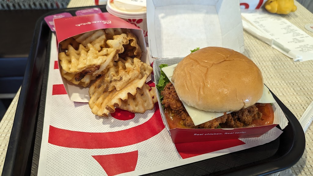 Chick-fil-A | restaurant | 705 Progress Wy, Gaithersburg, MD 20879, USA | 2402614139 OR +1 240-261-4139