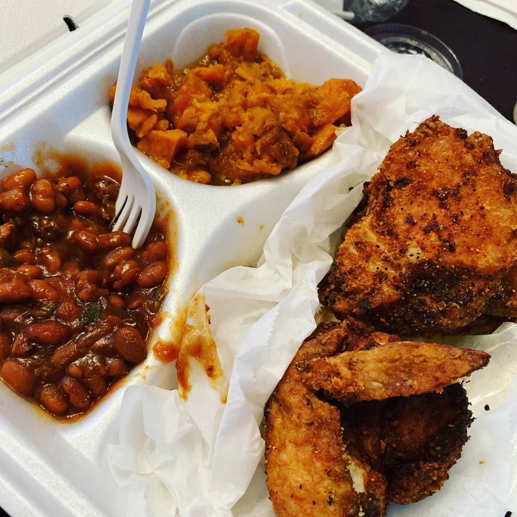 Quick Bites Soul Food | restaurant | 105 W Mission Ave, Bellevue, NE 68005, USA | 4027154419 OR +1 402-715-4419