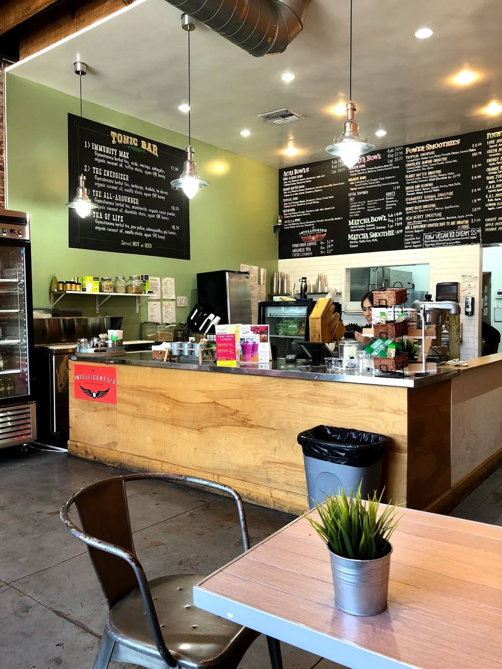 Berry Bowl | restaurant | 5056 York Blvd, Los Angeles, CA 90042, USA | 3234746144 OR +1 323-474-6144