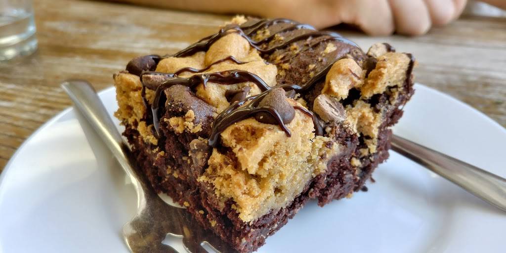 Grow Your Roots Cafe | restaurant | 220 Terence Matthews Crescent, Kanata, ON K2M 0E2, Canada | 6132713777 OR +1 613-271-3777