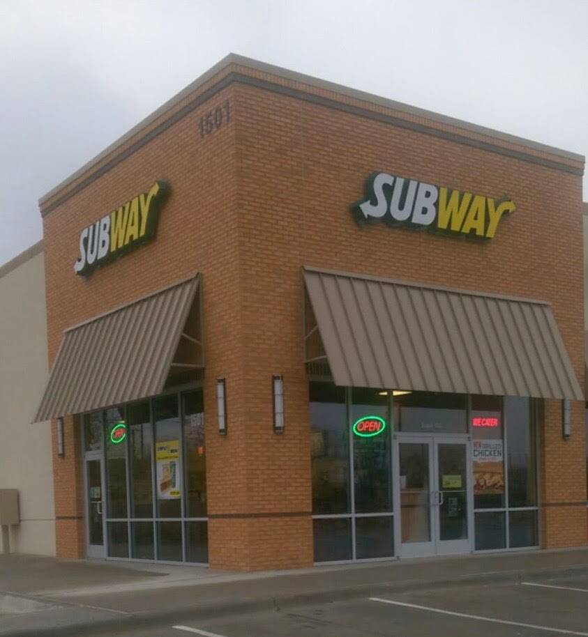 Subway | restaurant | Suite 100, 1501 W Miller Rd, Garland, TX 75041, USA | 9722783208 OR +1 972-278-3208