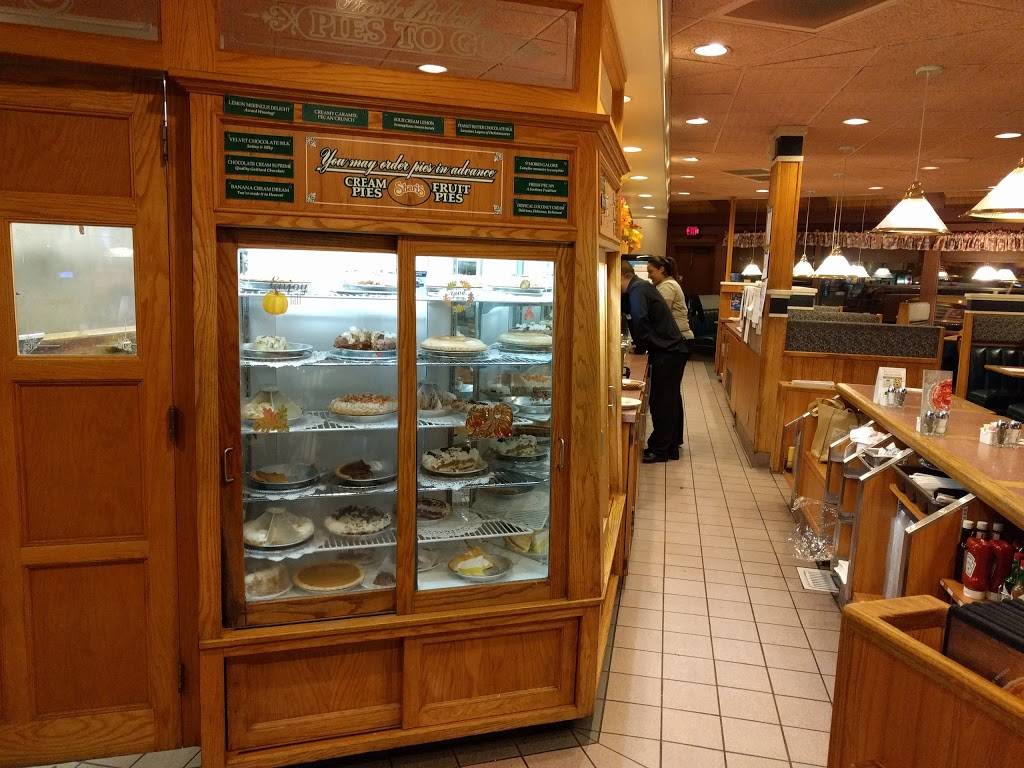 Sharis Cafe and Pies | bakery | 7451 SW Garden Home Rd, Portland, OR 97223, USA | 5032933143 OR +1 503-293-3143