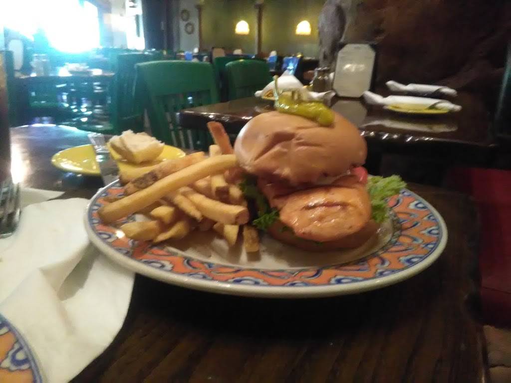 Confisco Grille | restaurant | 1000 Universal Studios Plaza, Orlando, FL 32819, USA | 4072244406 OR +1 407-224-4406