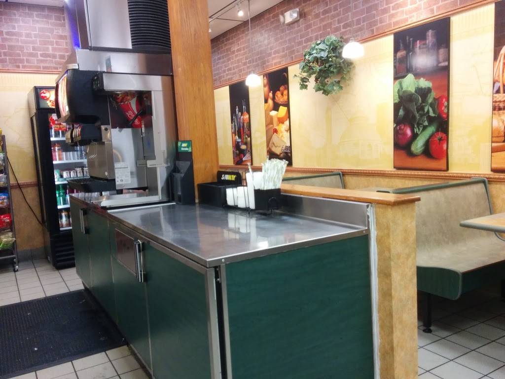 Subway | restaurant | 700 Citadel Rd, Orangeburg, SC 29118, USA | 8035364424 OR +1 803-536-4424