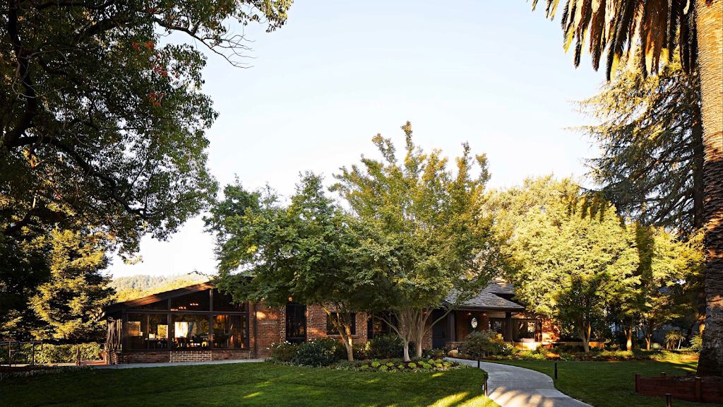 Perry Langs | restaurant | 6539 Washington St, Yountville, CA 94599, USA | 7079454522 OR +1 707-945-4522