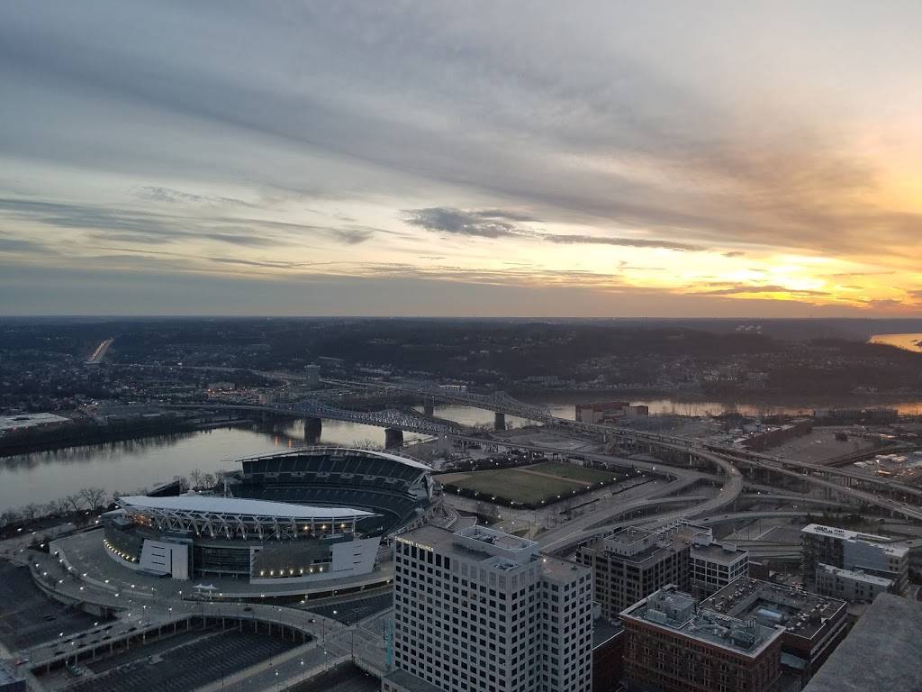 Mortons The Steakhouse | restaurant | 441 Vine St Suite 1H, Cincinnati, OH 45202, USA | 5136213111 OR +1 513-621-3111