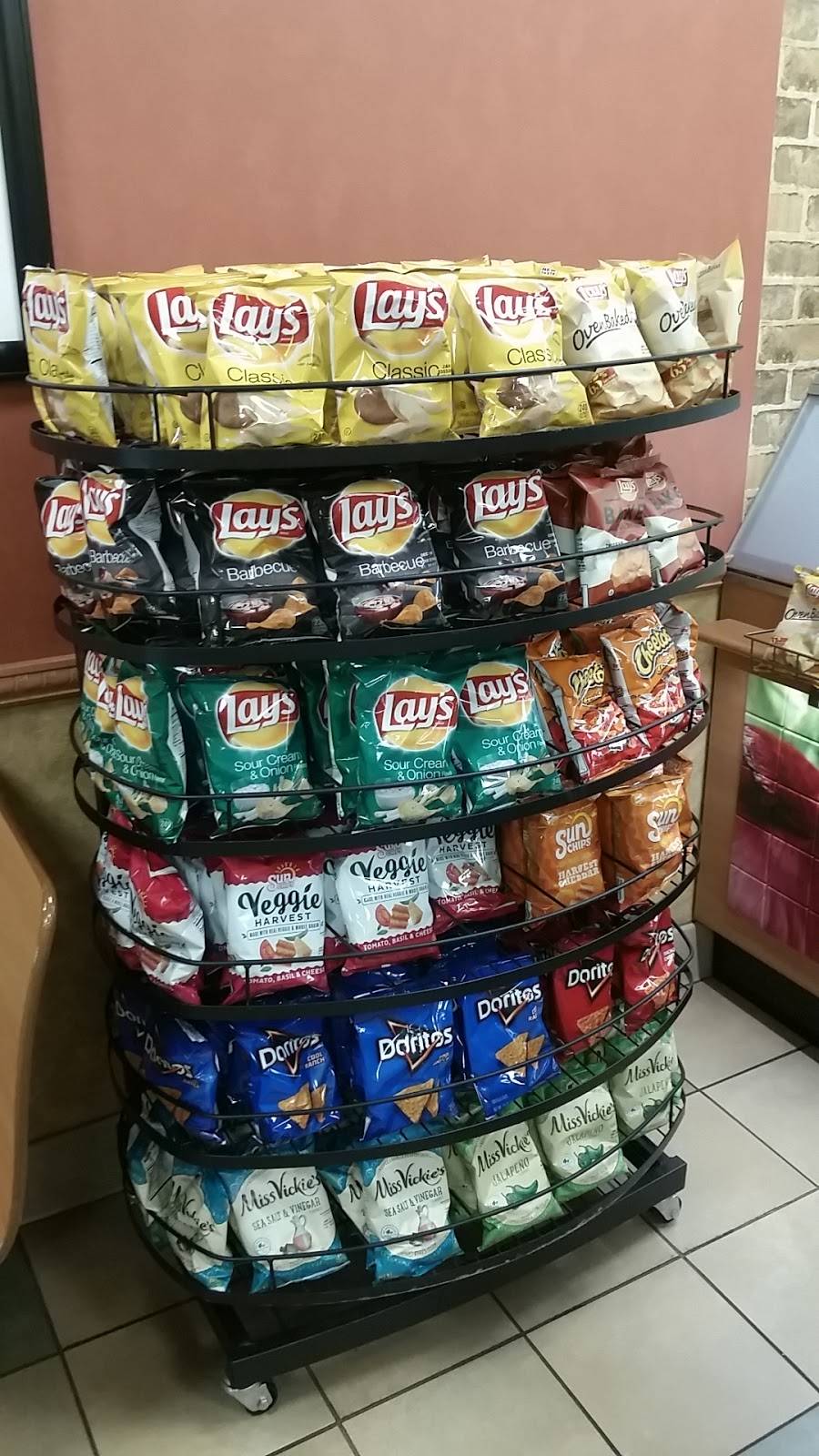 Subway Restaurants | restaurant | 183 SW Bascom Norris Dr #105, Lake City, FL 32025, USA | 3867587900 OR +1 386-758-7900