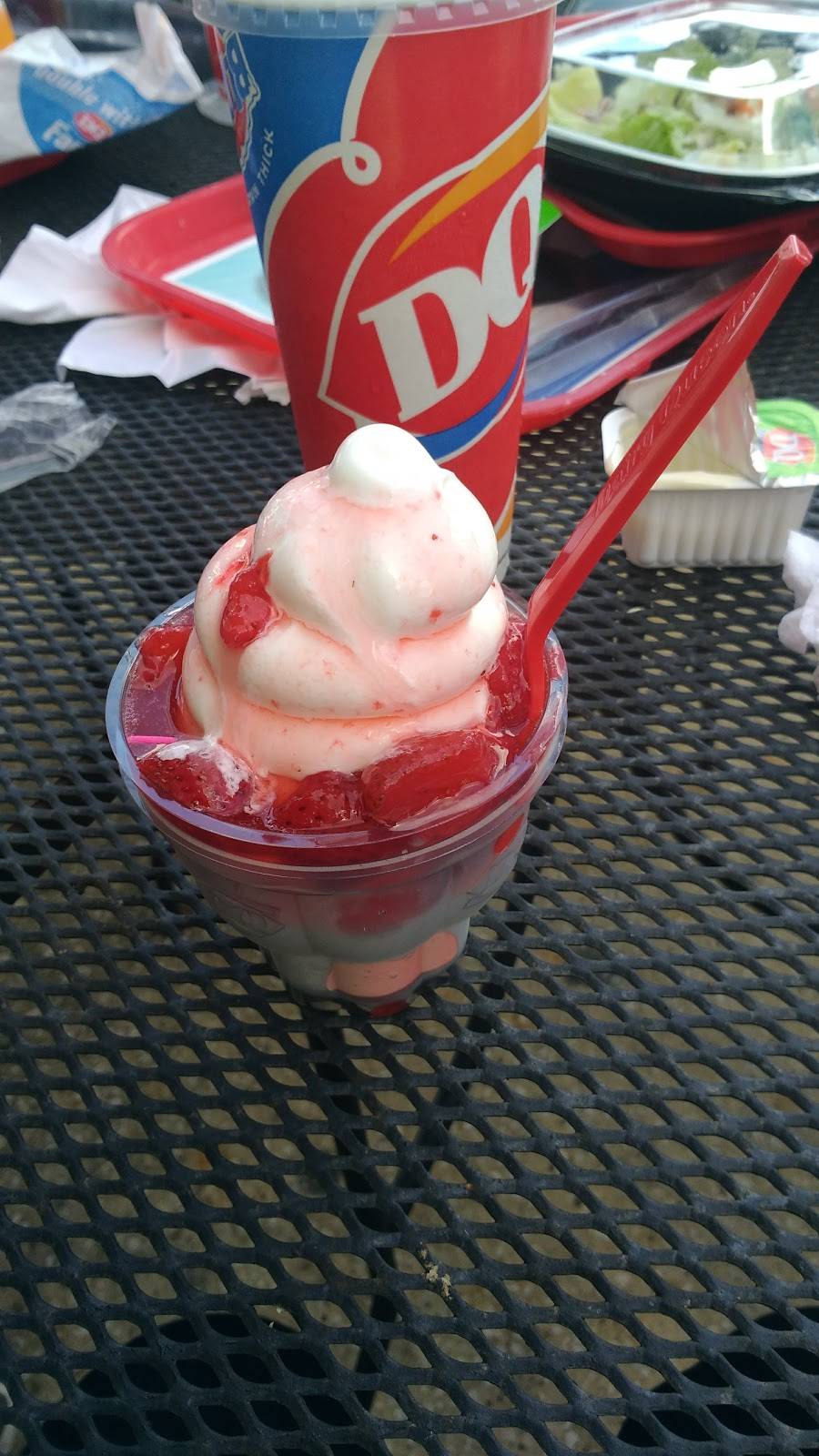 Dairy Queen | restaurant | 2270 S Ridgewood Ave, South Daytona, FL 32119, USA | 3862651840 OR +1 386-265-1840