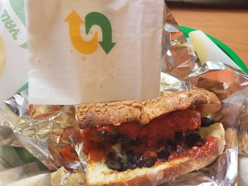 Subway Restaurants | restaurant | 506A W Marion St, Mt Gilead, OH 43338, USA | 4199474665 OR +1 419-947-4665