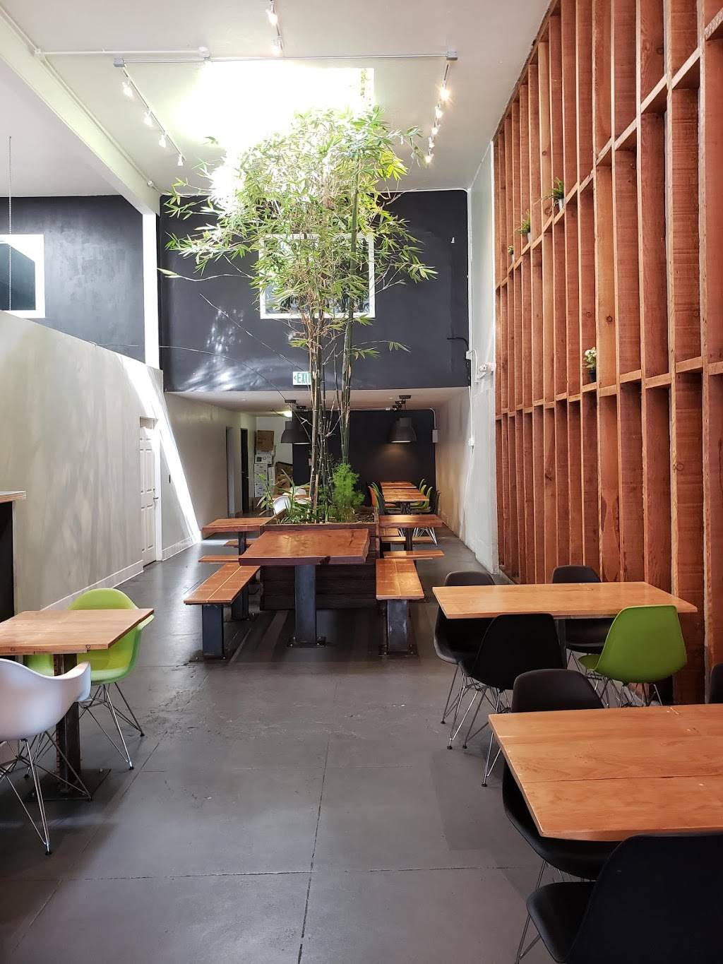 55 Thai Kitchen | restaurant | 1010 Broadway, San Diego, CA 92101, USA | 6192305763 OR +1 619-230-5763