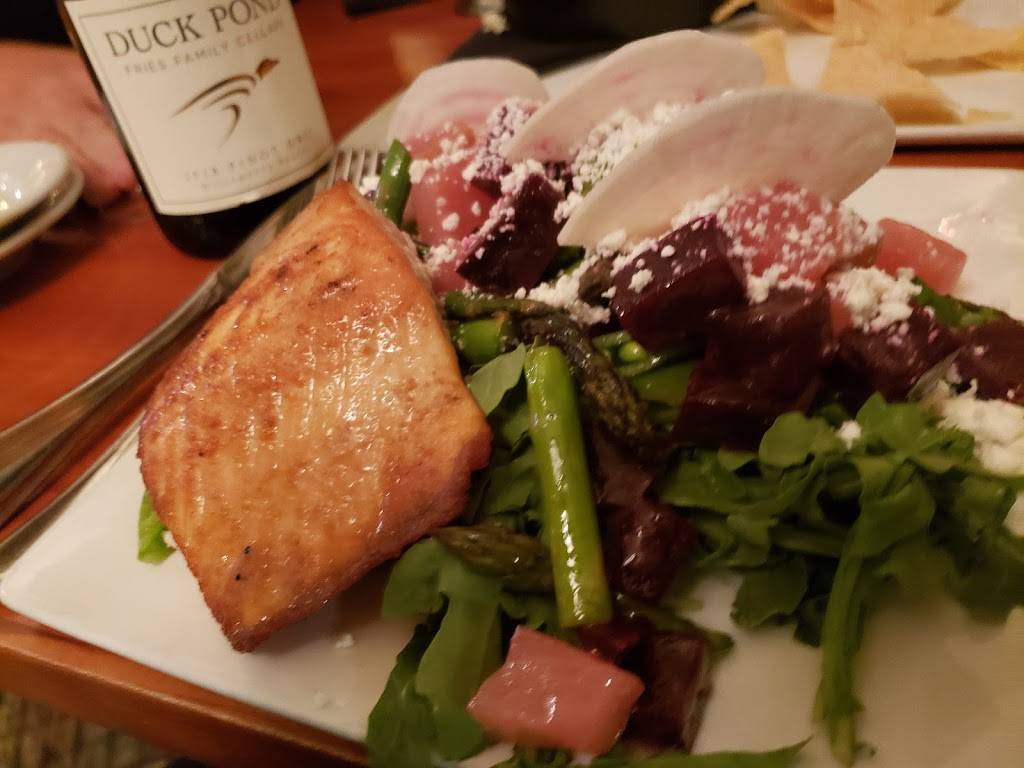 Great Blue Heron Grill | restaurant | 8720 Semiahmoo Pkwy, Blaine, WA 98230, USA | 3603715745 OR +1 360-371-5745