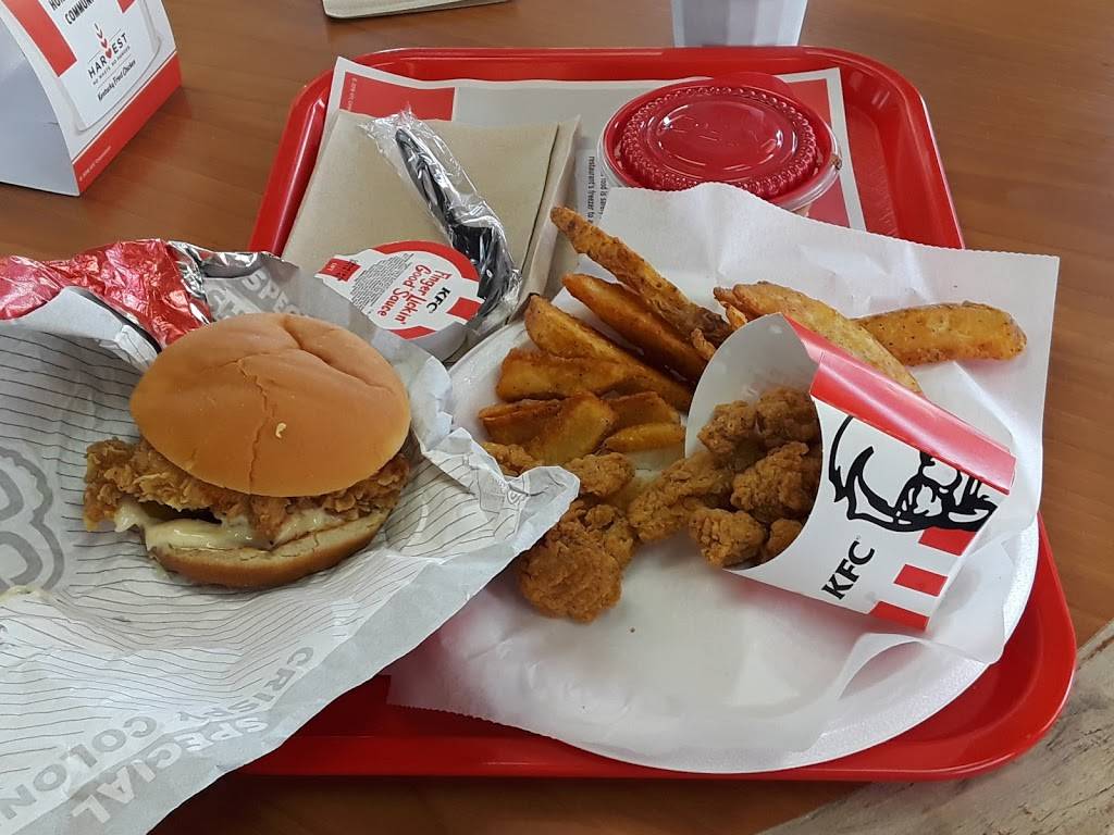 KFC | restaurant | 13720 Van Nuys Blvd, Pacoima, CA 91331, USA | 8188972309 OR +1 818-897-2309