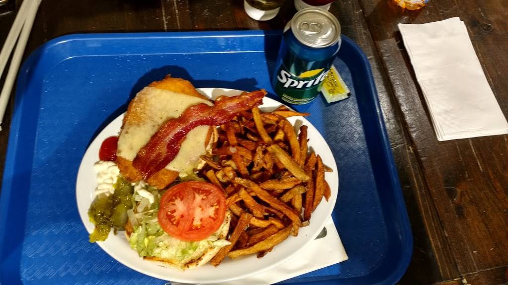 St. Albert Cheese Factory | restaurant | 150 St Paul St, St-Albert, ON K0A 3C0, Canada | 6139872806 OR +1 613-987-2806