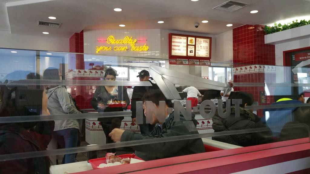 In-N-Out Burger | restaurant | 2900 W Sahara Ave, Las Vegas, NV 89102, USA | 8007861000 OR +1 800-786-1000