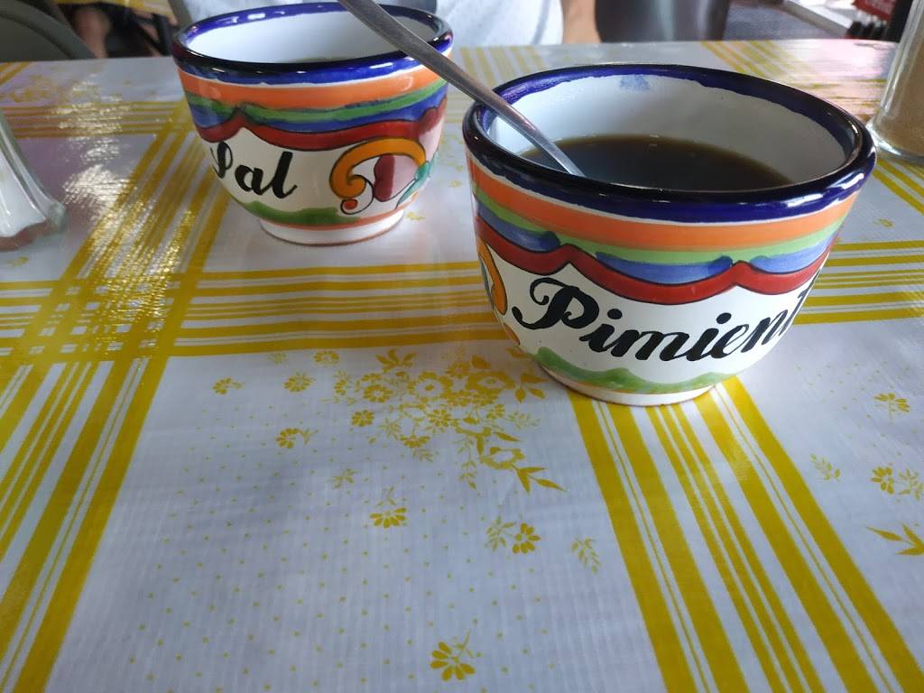 Sal y Pimienta | restaurant | Boulevard Granados 2302, Jardin Dorado, 22200 Tijuana, B.C., Mexico | 016642948832 OR +52 664 294 8832