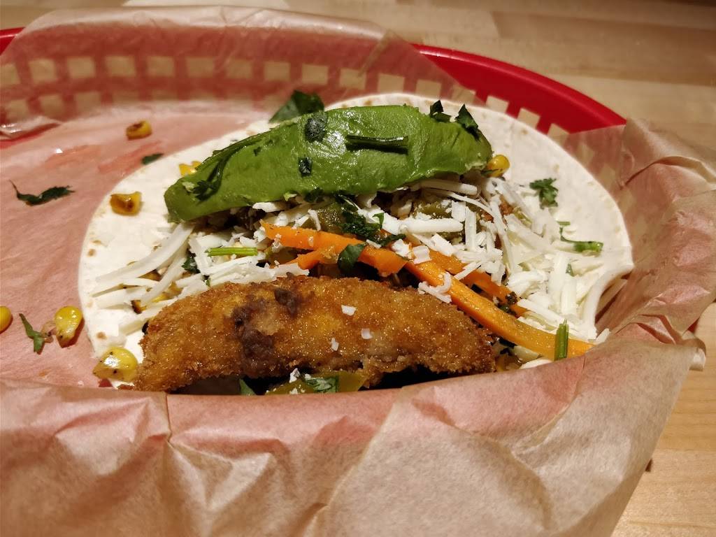 Torchys Tacos | restaurant | 1855 Dallas Pkwy Suite 600, Plano, TX 75093, USA | 9727350310 OR +1 972-735-0310
