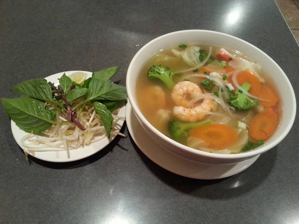 Joy Pho & Teriyaki | restaurant | 3930 A St SE #305, Auburn, WA 98002, USA | 2537350117 OR +1 253-735-0117