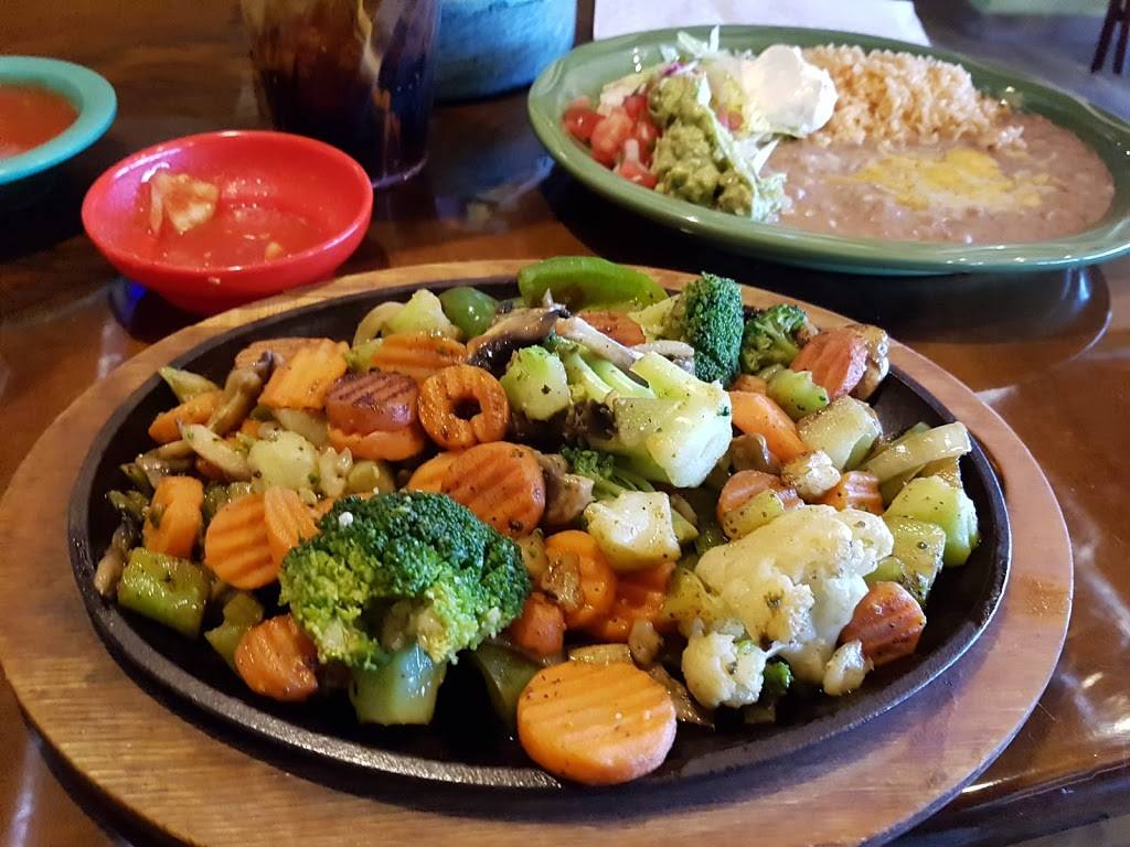 Azul Tequila Arcadia | restaurant | 1121 E Oak St #8904, Arcadia, FL 34266, USA | 8634918945 OR +1 863-491-8945