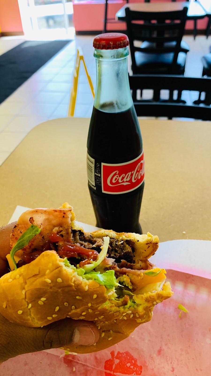 La Piña Loka | restaurant | 4838 E 9th St, Kansas City, MO 64124, USA | 8163211271 OR +1 816-321-1271