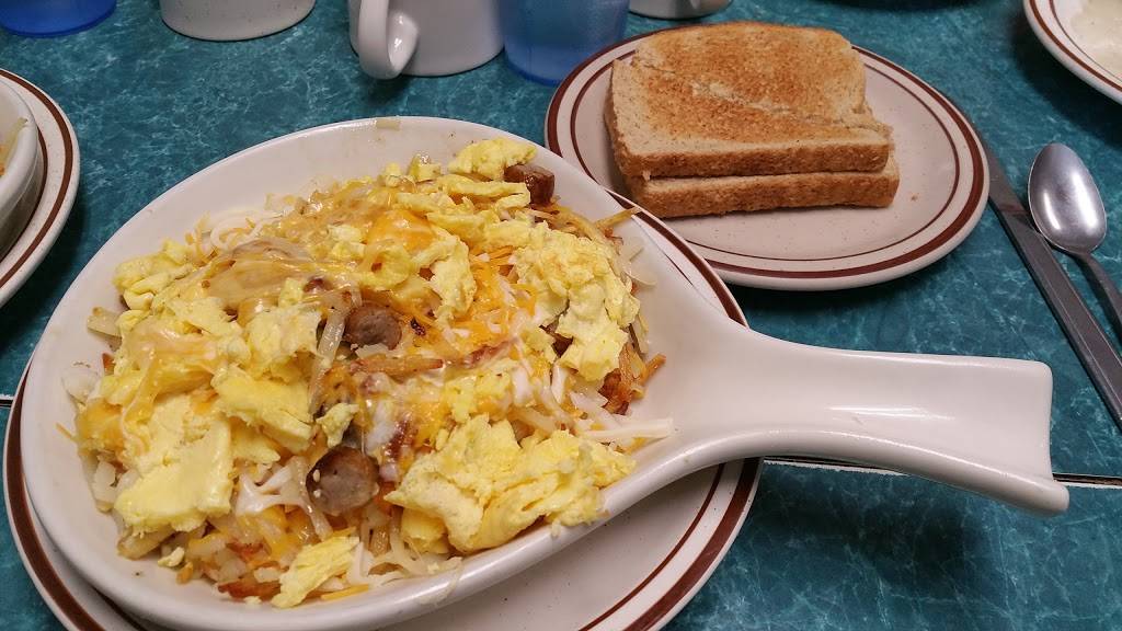 Hub City Restaurant | restaurant | 409 E Mill St, Plymouth, WI 53073, USA | 9208922829 OR +1 920-892-2829