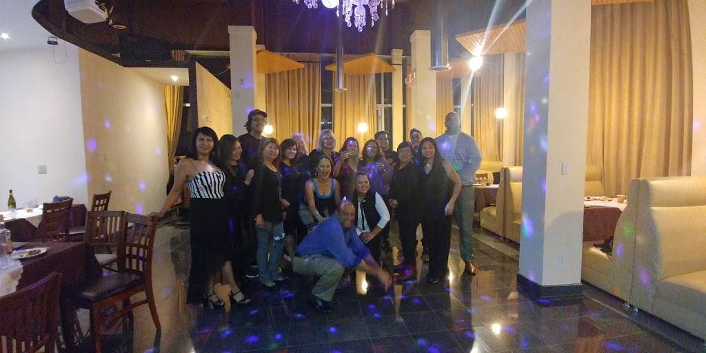 Hot Wings Chinese Restaurant | restaurant | 1055 Canadian Pl #115, Mississauga, ON L4W 0C2, Canada | 4166200888 OR +1 416-620-0888