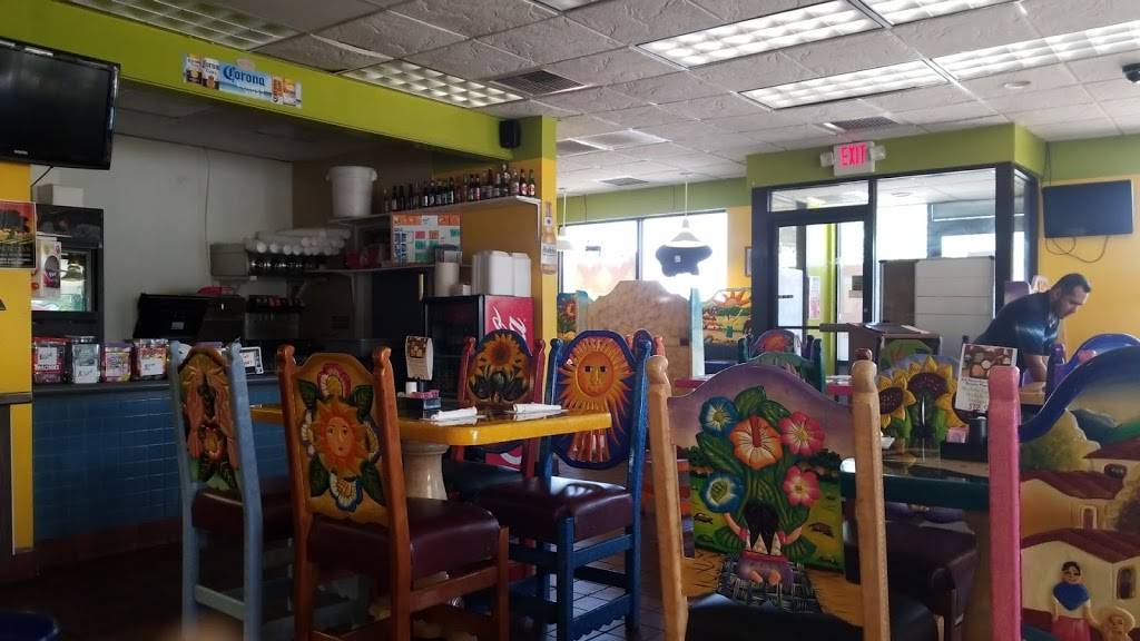 Sergio Mexican Bar & Grill | restaurant | 1330 W McCord St, Centralia, IL 62801, USA | 6185335801 OR +1 618-533-5801