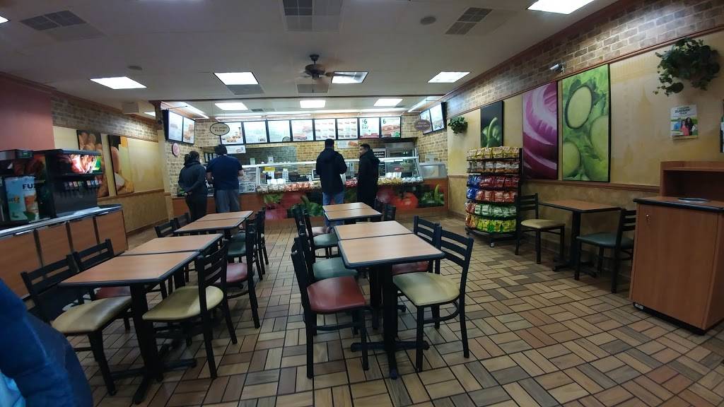 Subway Restaurants | restaurant | 1455 Old Bridge Rd #104, Woodbridge, VA 22192, USA | 7034905100 OR +1 703-490-5100
