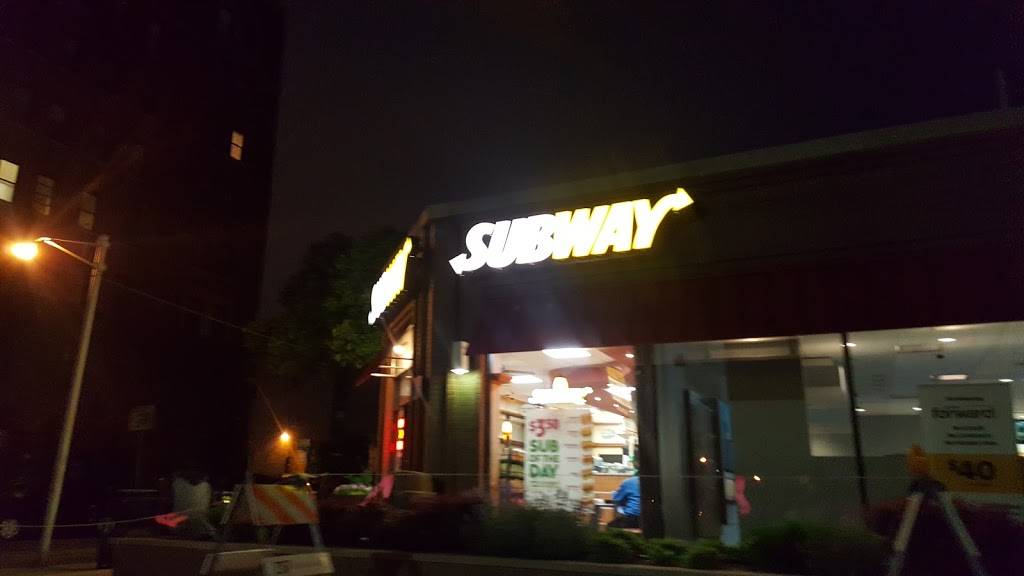 Subway Restaurants | restaurant | 1400 E 53rd St A, Chicago, IL 60615, USA | 7732888400 OR +1 773-288-8400