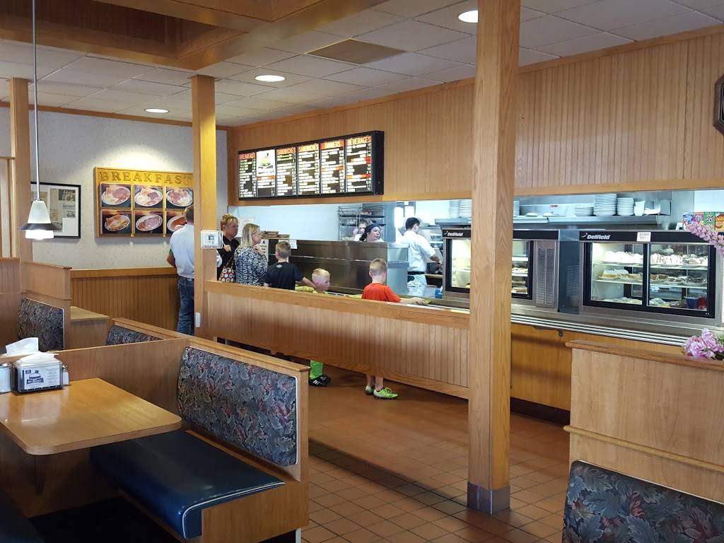 Mr. Burger | restaurant | 5835 Balsam Dr, Hudsonville, MI 49426, USA | 6166625088 OR +1 616-662-5088