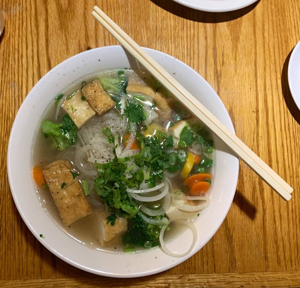 Phở MeKha Restaurant | restaurant | 6846 NE Sandy Blvd, Portland, OR 97213, USA | 5037194584 OR +1 503-719-4584