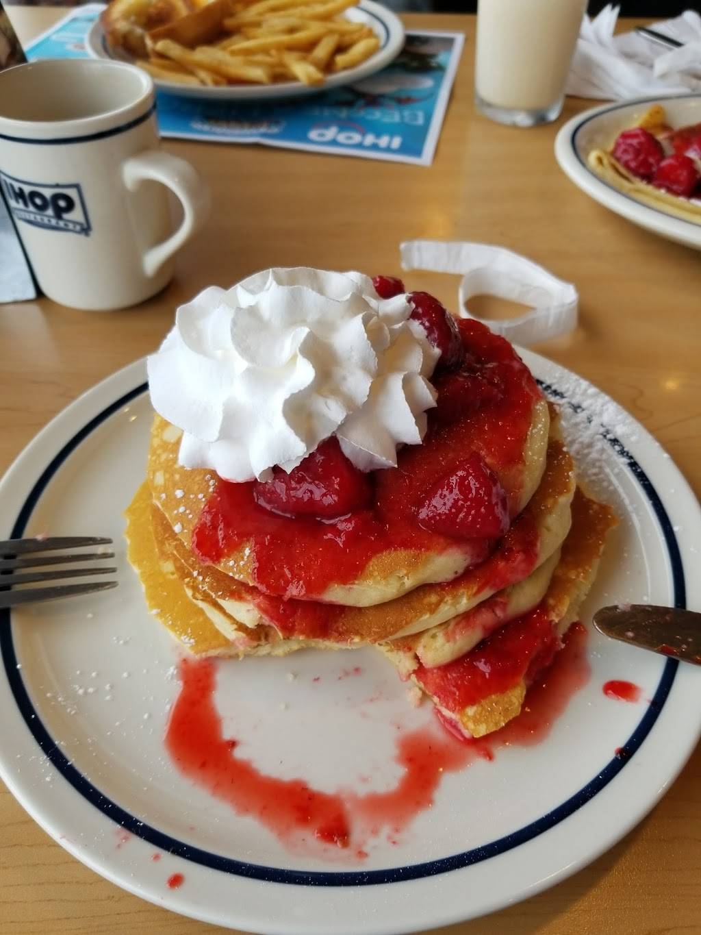 IHOP | restaurant | 13333 Meridian E, Puyallup, WA 98373, USA | 2534452445 OR +1 253-445-2445