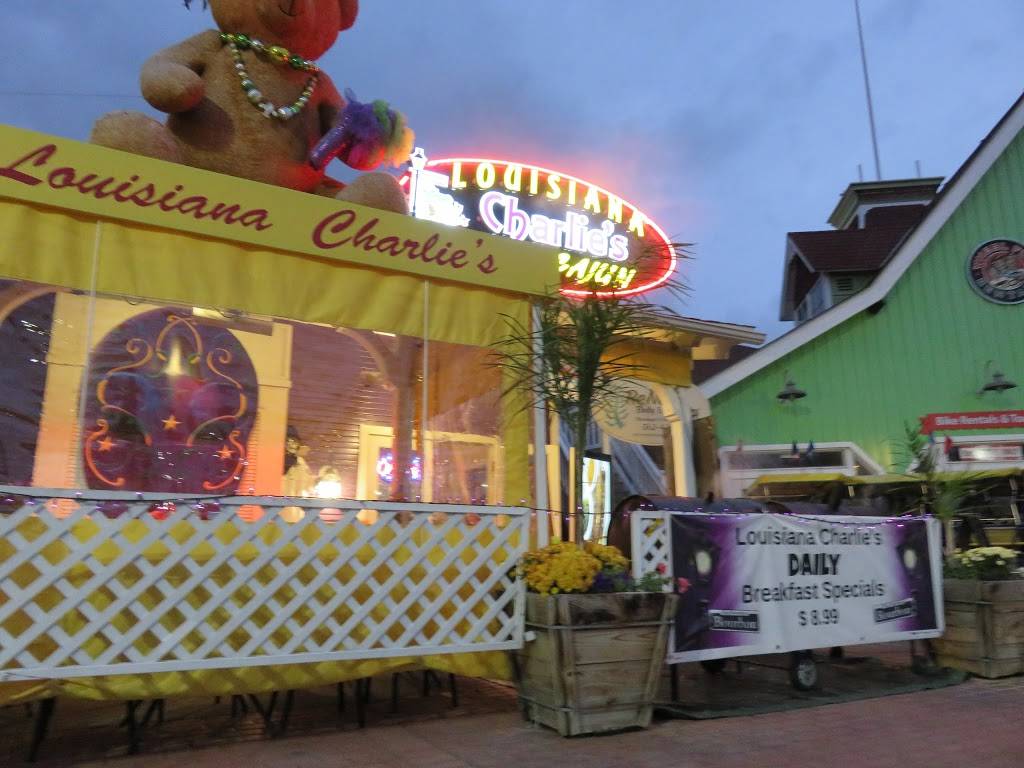 Louisiana Charlies | restaurant | 429 Shoreline Village Drive, Long Beach, CA 90802, USA | 5624326737 OR +1 562-432-6737