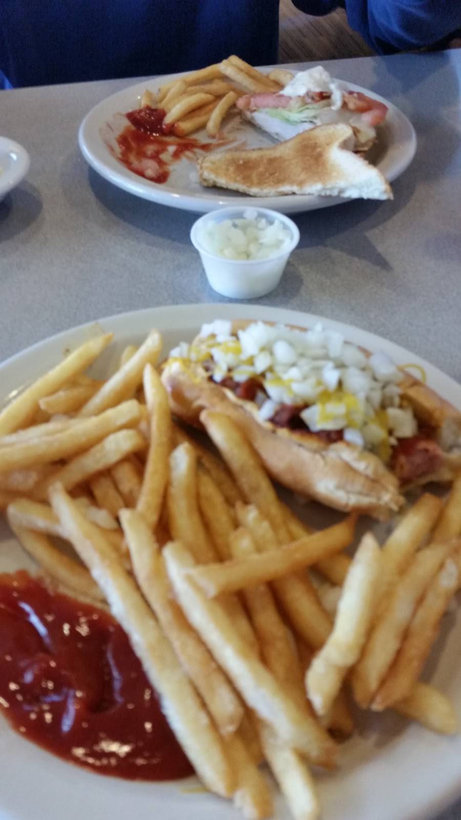 Russ Restaurant | restaurant | 3531 Alpine Ave NW, Grand Rapids, MI 49544, USA | 6167842230 OR +1 616-784-2230