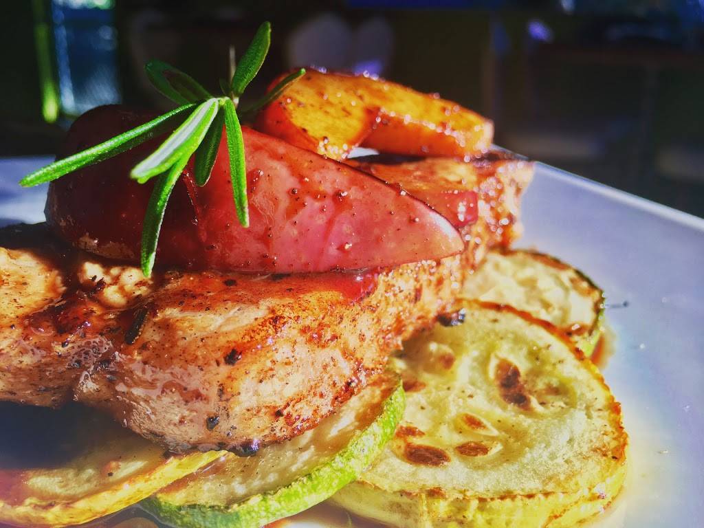 The Mermaid Tavern | restaurant | 6719 N Nebraska Ave, Tampa, FL 33604, USA | 8132385618 OR +1 813-238-5618