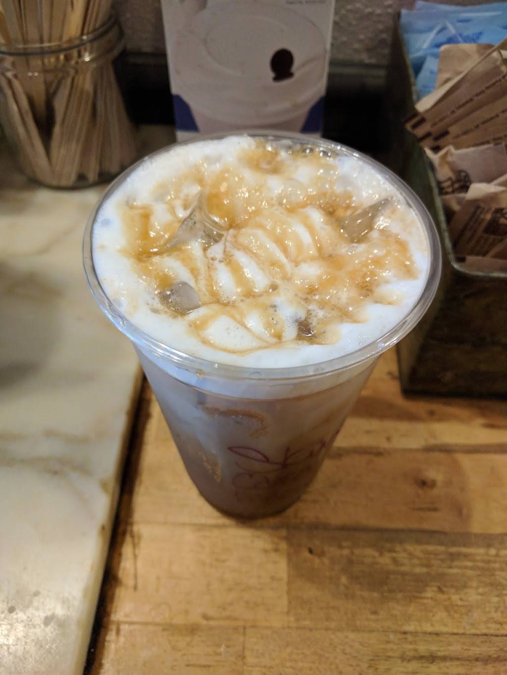 Saratoga Coffee Traders | cafe | 447 Broadway, Saratoga Springs, NY 12866, USA | 5185845600 OR +1 518-584-5600