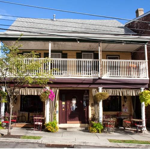 The Gypsy Saloon | restaurant | 128 Ford St, Conshohocken, PA 19428, USA | 6108288494 OR +1 610-828-8494