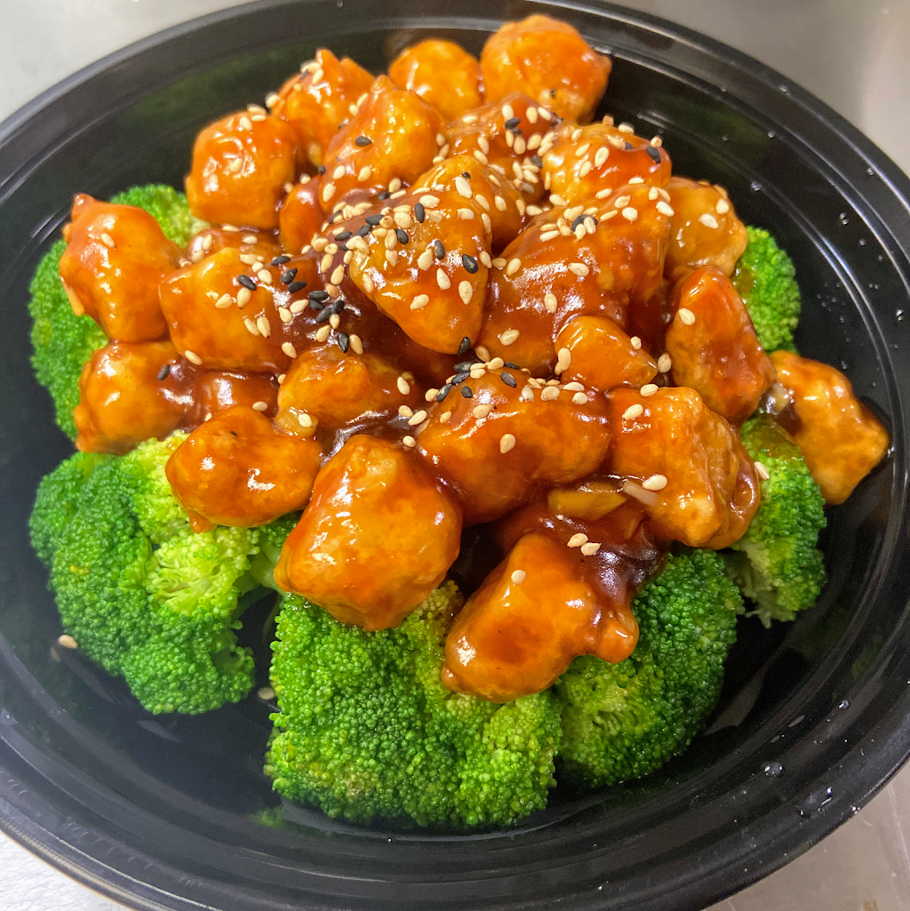 Hayashi Sushi & Poke | restaurant | 814 S 47th St, Philadelphia, PA 19143, USA | 2157296989 OR +1 215-729-6989