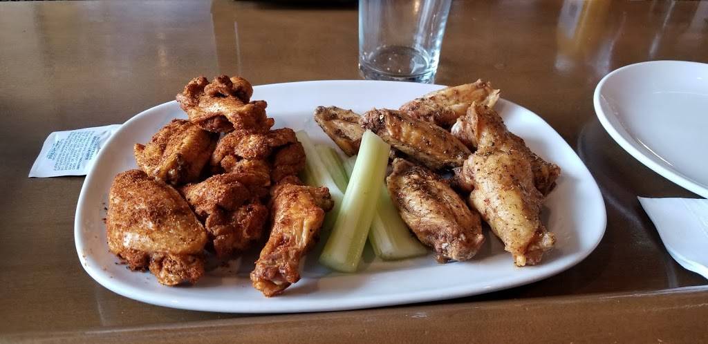 New Heights Grill | restaurant | 2206 Lee Rd, Cleveland Heights, OH 44118, USA | 2163713138 OR +1 216-371-3138