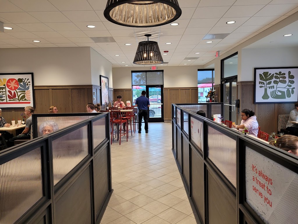 Chick-fil-A | restaurant | 315 US-41, Schererville, IN 46375, USA | 2192742274 OR +1 219-274-2274