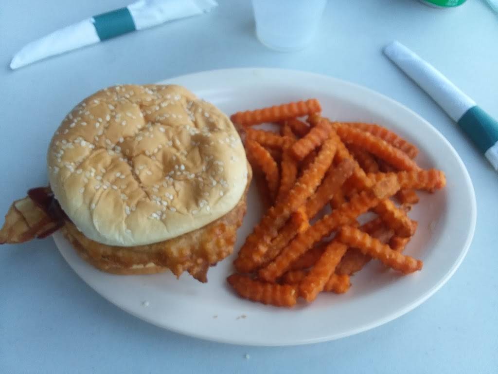 Faull Inn | restaurant | 206 N Williams St, Rose City, MI 48654, USA | 9896852406 OR +1 989-685-2406