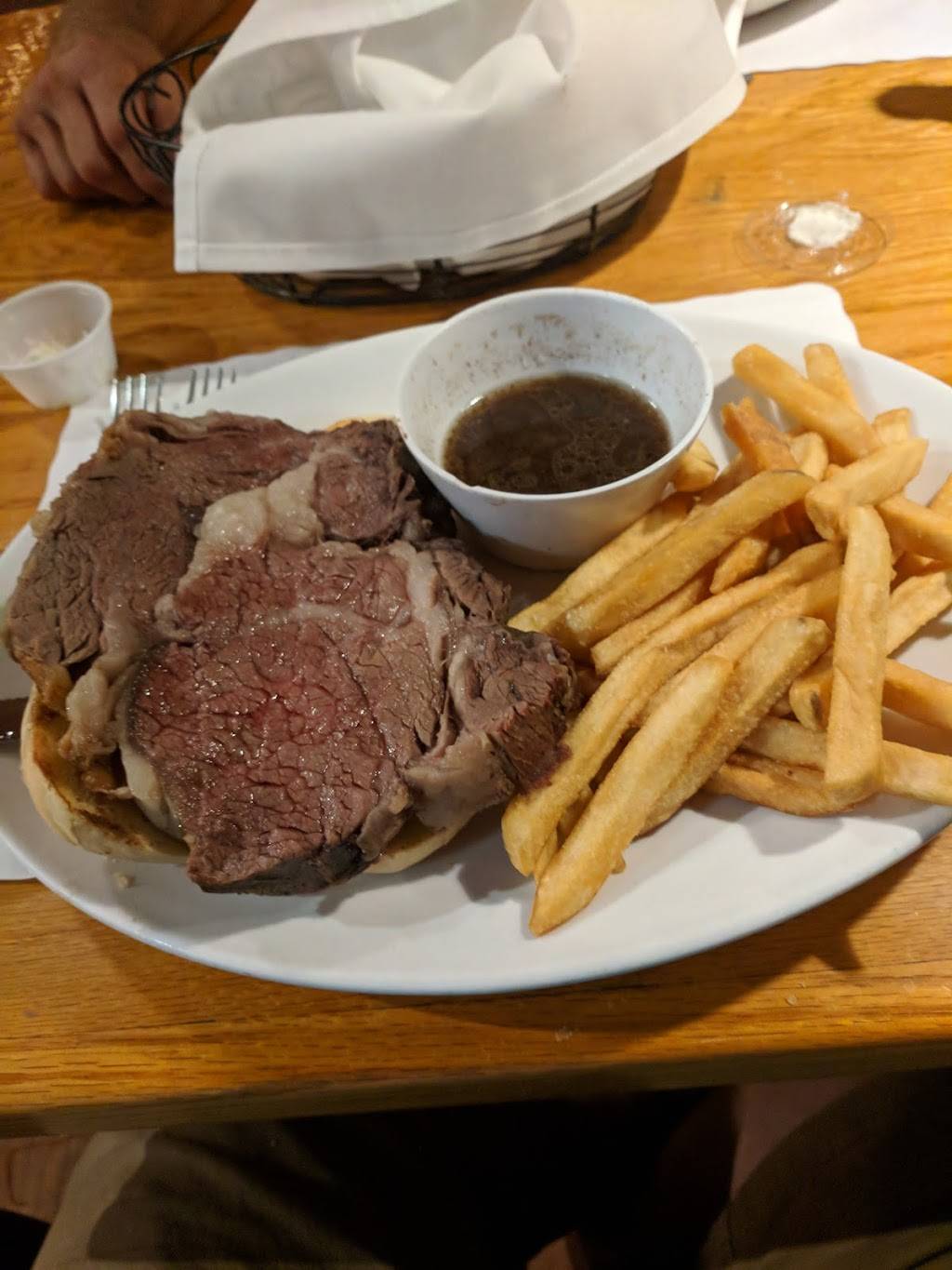 Buds Pub & Grill | restaurant | 100 S 1st St, Dixon, CA 95620, USA | 7076784745 OR +1 707-678-4745