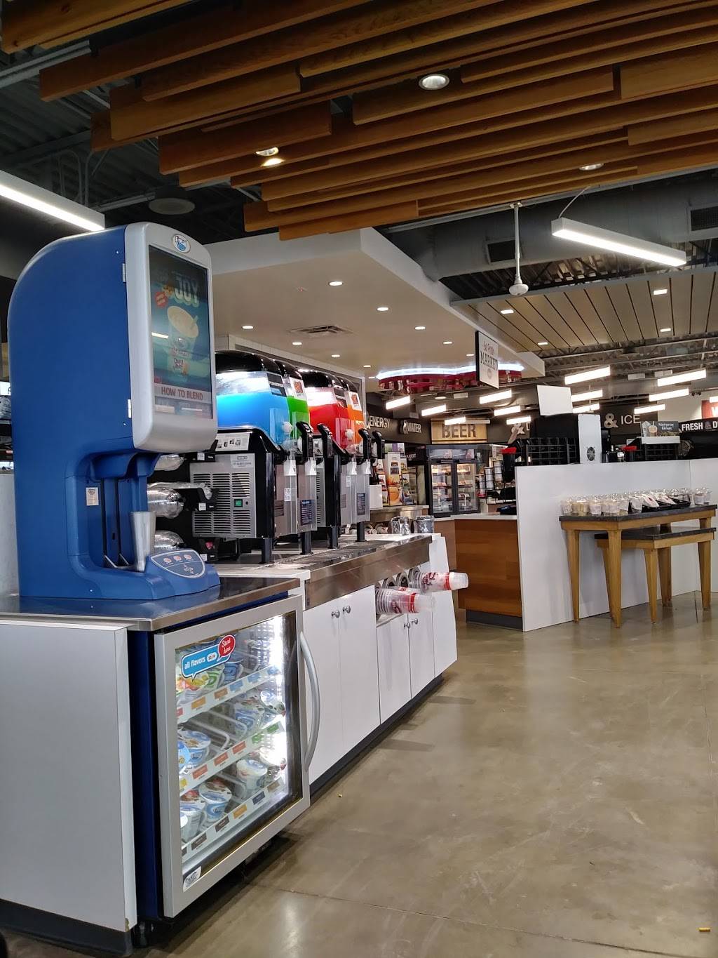 Kum & Go | meal takeaway | 3033 8th Ave, Evans, CO 80620, USA | 9703529268 OR +1 970-352-9268