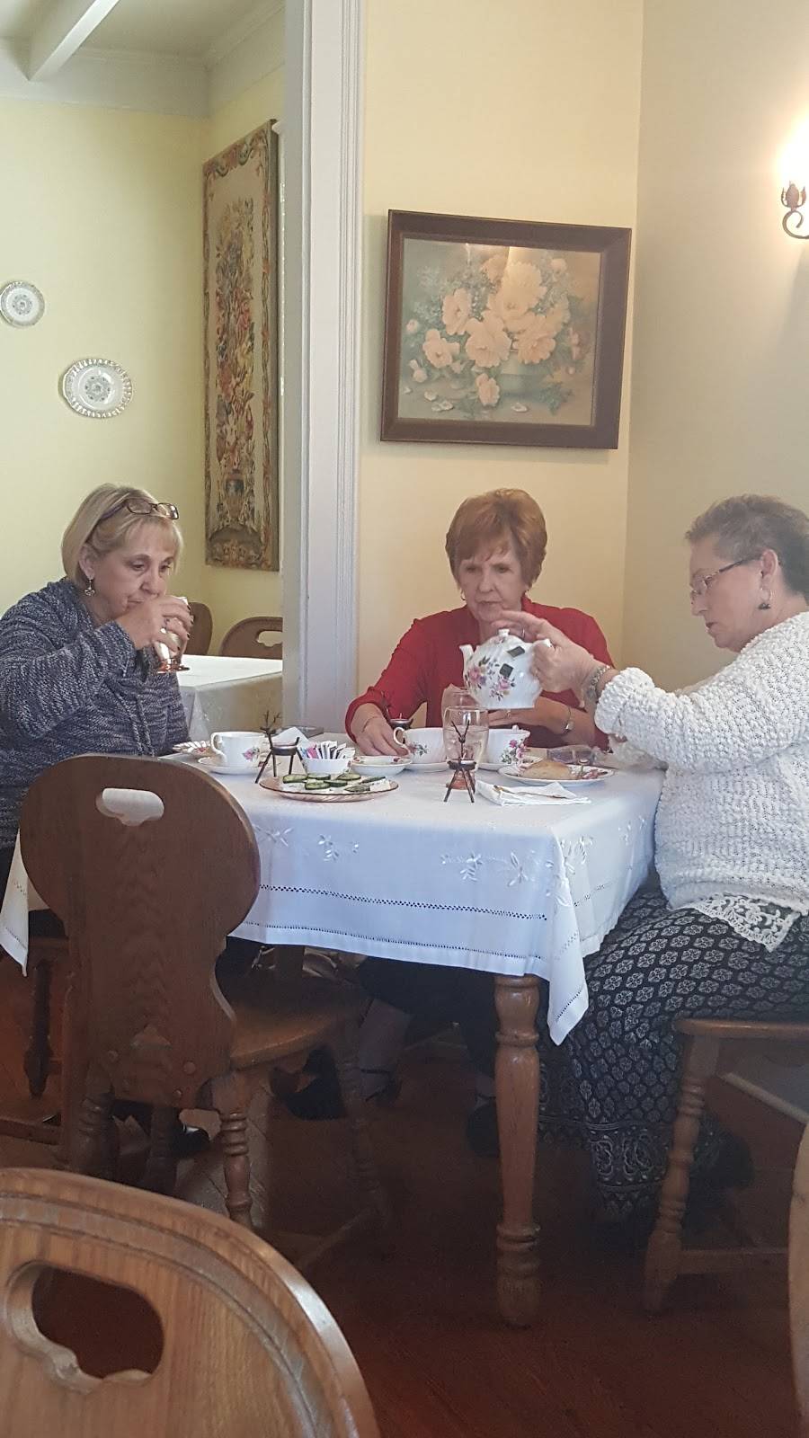 Antique Rose Ville | restaurant | 2007 Freyou Rd, New Iberia, LA 70560, USA | 3373673000 OR +1 337-367-3000