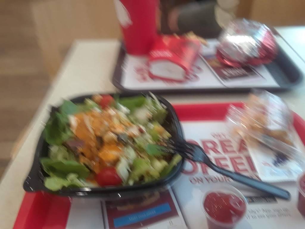 Wendys | restaurant | 9587 Charleston Hwy, St George, SC 29477, USA | 8435639090 OR +1 843-563-9090