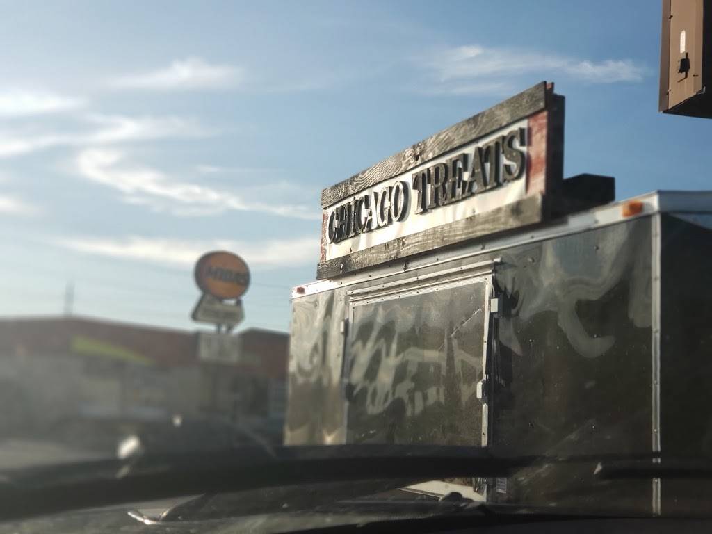 Chicago Treats | restaurant | 104 Lincoln Way, Ames, IA 50010, USA | 5157087056 OR +1 515-708-7056